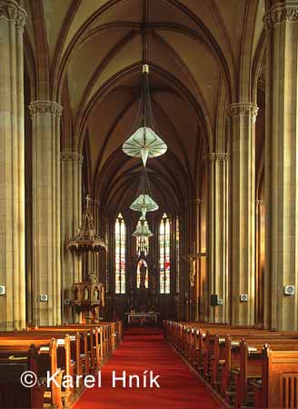 Dekanatskirche des hl. Laurentius * Riesengebirge (Krkonose)