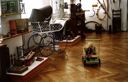 Stadt Museum �acl�� * Riesengebirge (Krkonose)