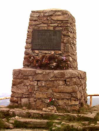 Hancuv pomnik - Hanc Monument * Krkonose Mountains (Giant Mts)