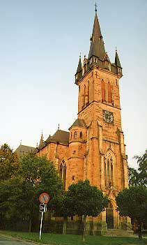 pict: Katedra dziekańska Św. Wawrzyńca - Vrchlabí