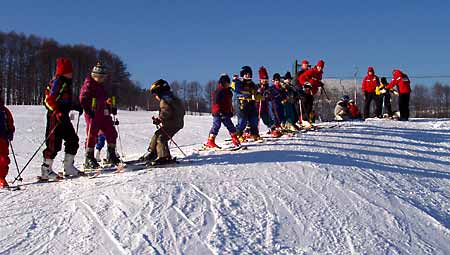 pict: Ski and Snowboard School  Lenka - Vrchlabí