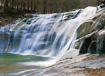 pict: Mumlavský vodopád (Mummelfall) - Harrachov