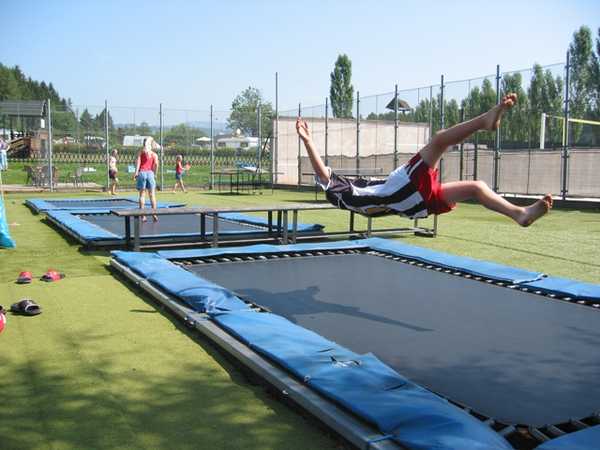 Kemp a hotel Holiday Park Li��� Farma * Krkono�e