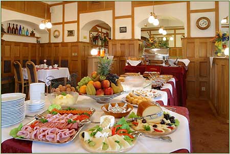 Restaurace Arnika * Krkono�e