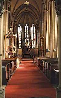 powiększyć obrazek: Katedra dziekańska Św. Wawrzyńca * Karkonosze