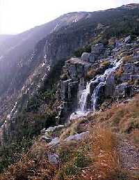 Bild vergrössern: Pančavský vodopád (Pantschefall) * Riesengebirge (Krkonose)