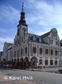 Bild vergrssern: Rathaus * Riesengebirge (Krkonose)